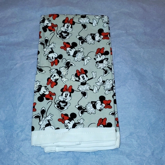 Minnie Mouse Kitchen Towels 2 pack set - Picture 2 of 4